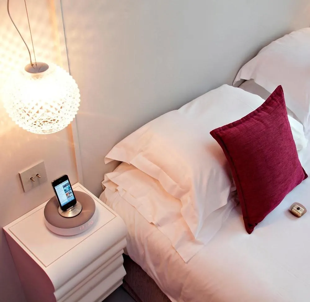 Hotel Elysee Secret