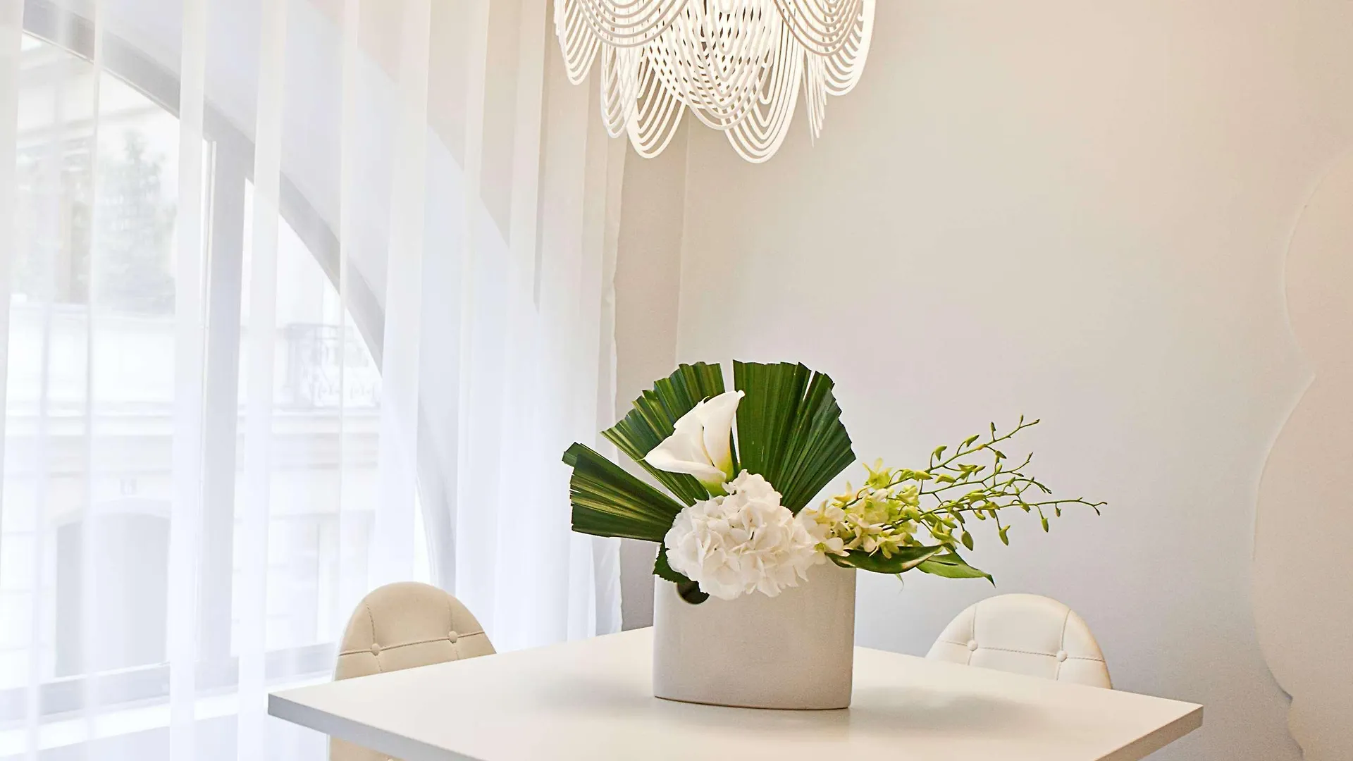 Elysee Secret Hotel 4*