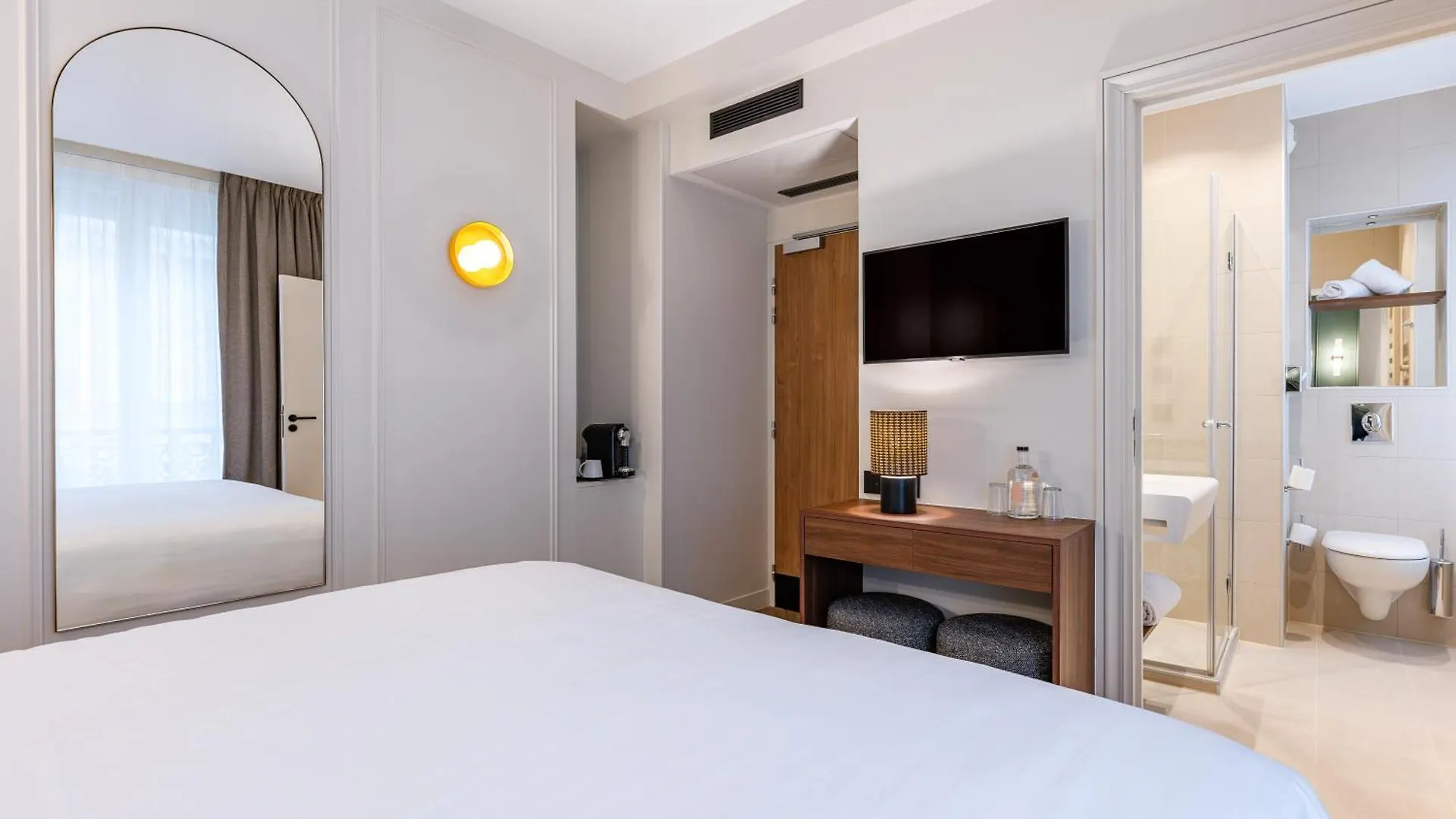 Hotel Elysee Secret